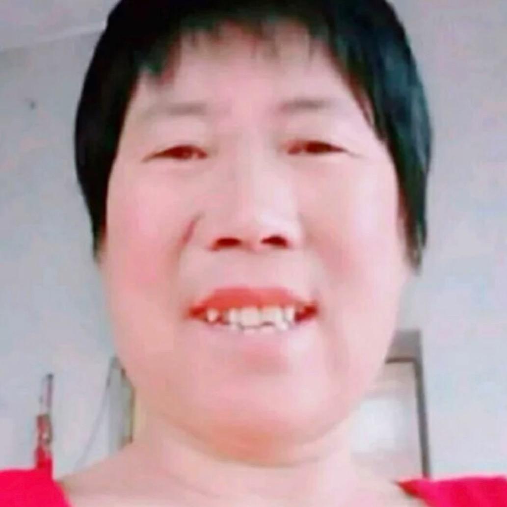 阿姨抡搞把