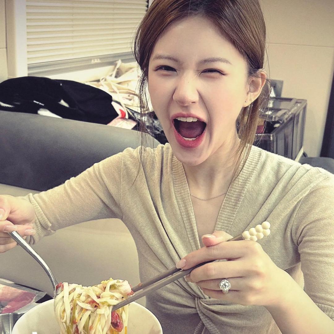 再也不要剪头发