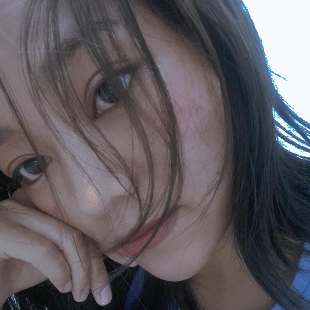 然而