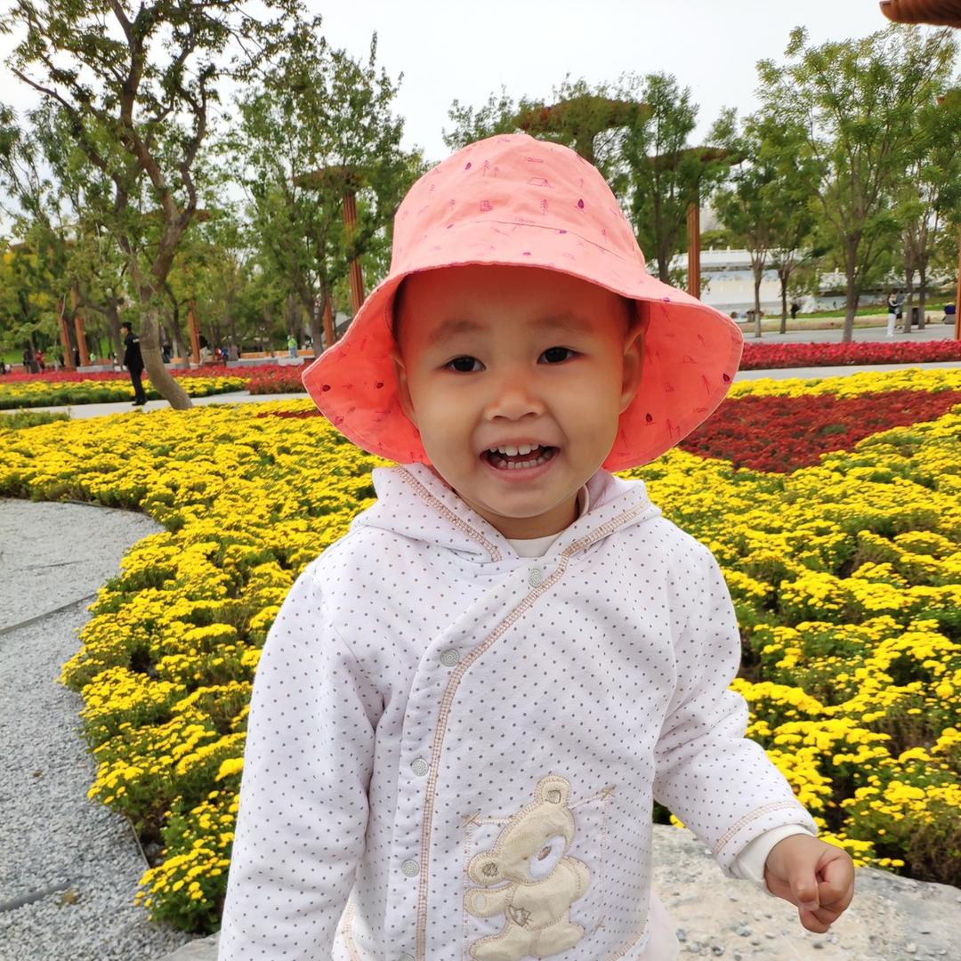 (￣y▽￣)~*捂嘴偷笑