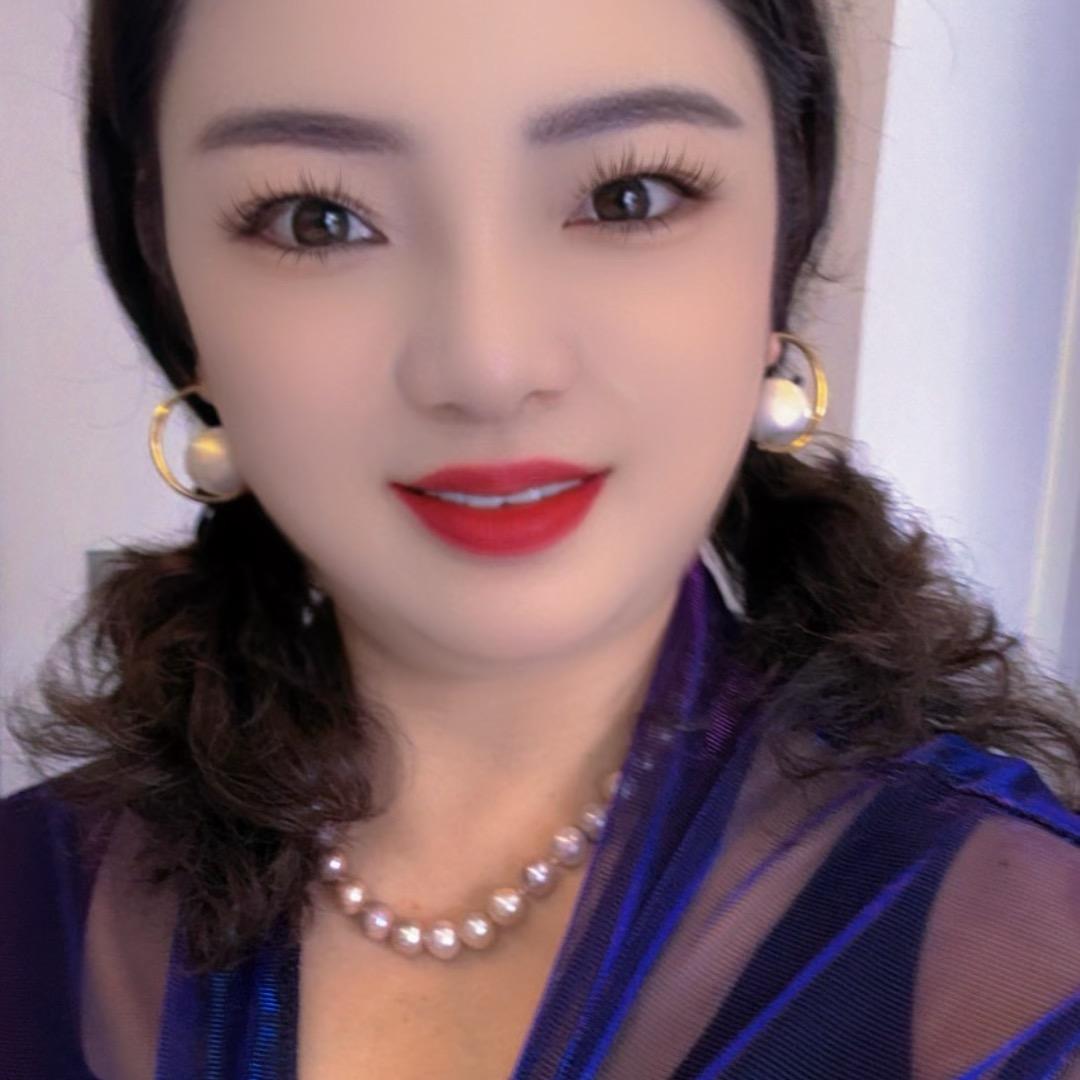 杨静