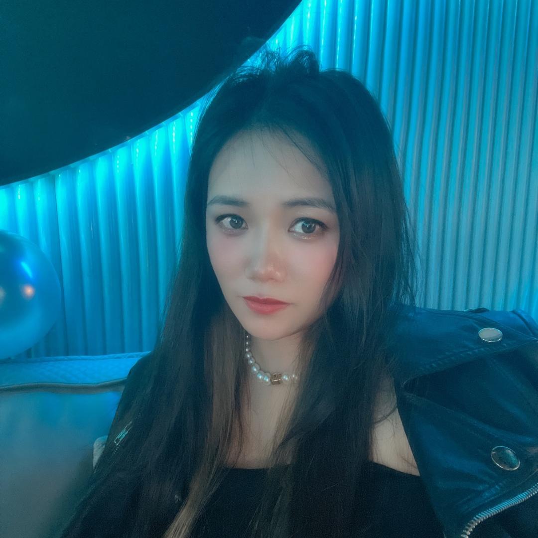 语菲😘