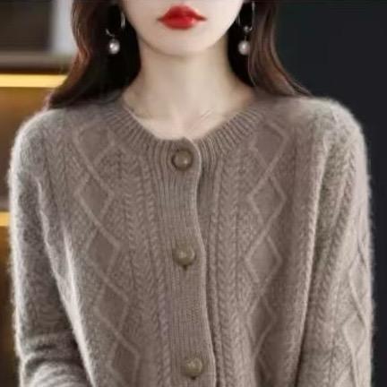 左牧羊绒羊毛精品工厂店