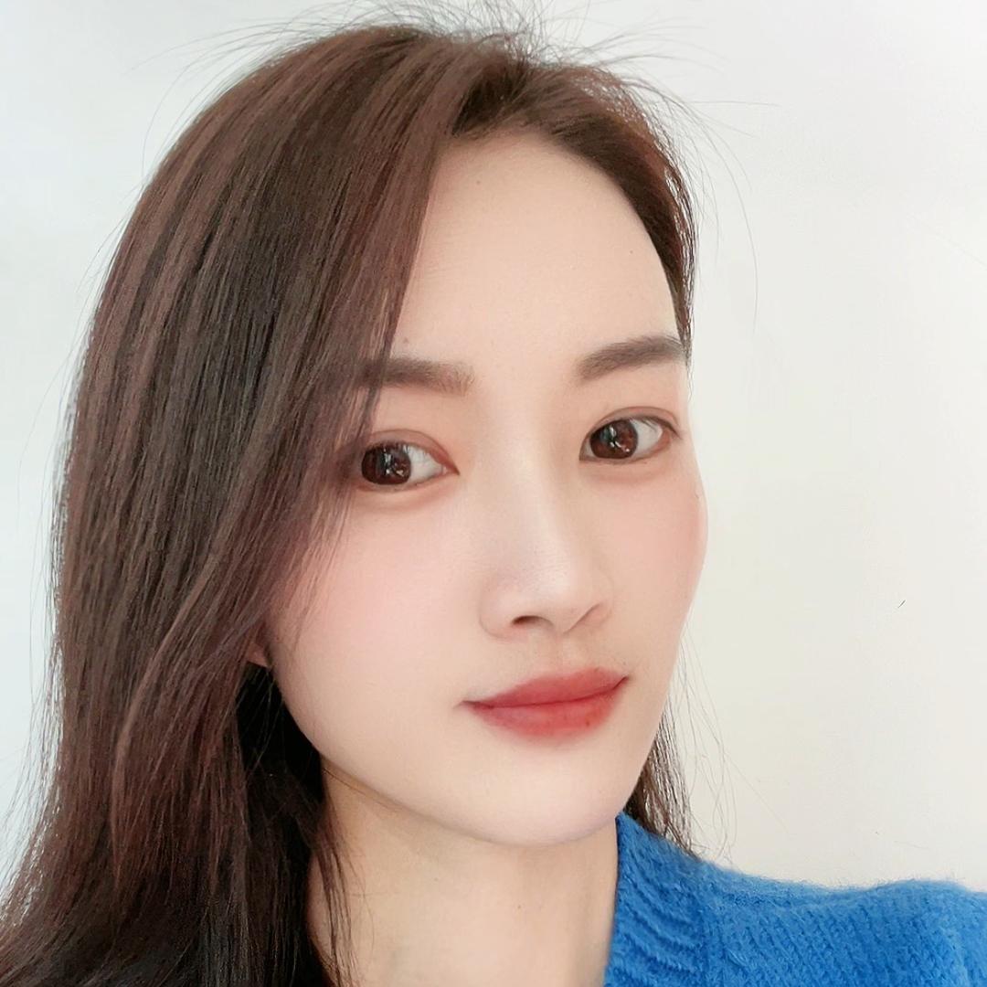 小小君