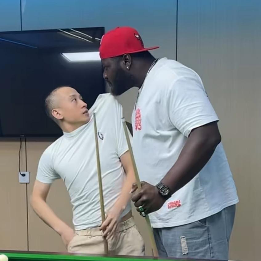 球弈台球