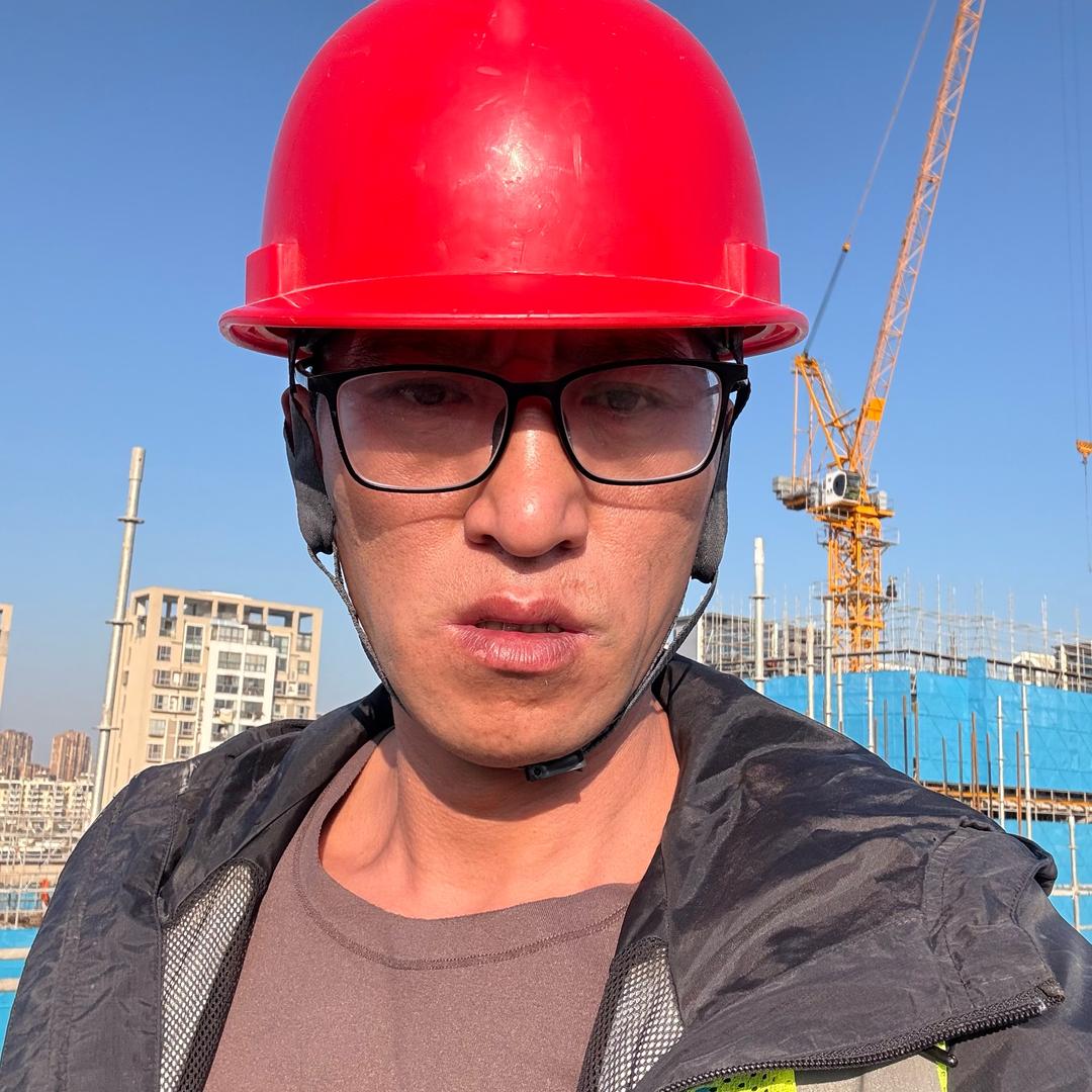 工地小马哥生活号木工