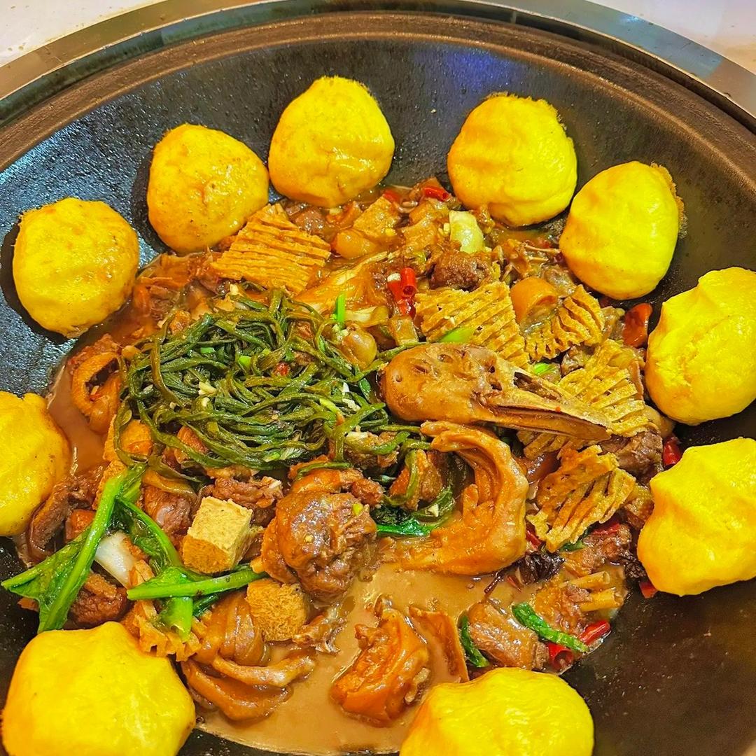 姥家大锅台铁锅炖(镇安店)官方号