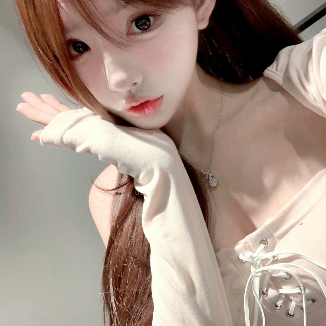 邓婕