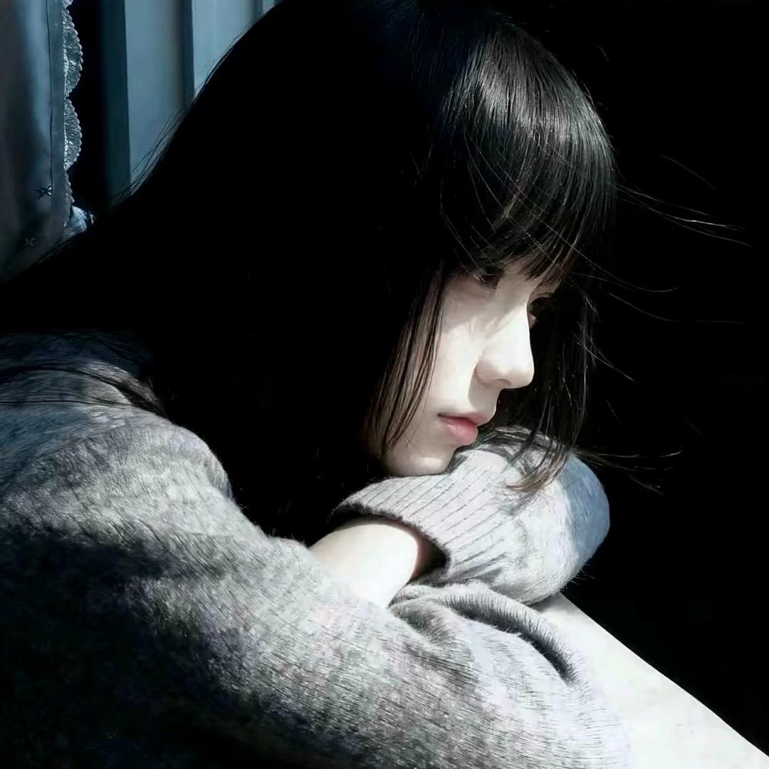 ⁺⑅第二颗纽扣 ·̩͙◛