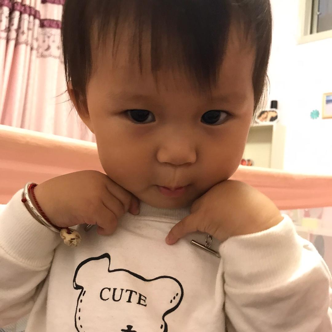 不哭不闹好宝宝