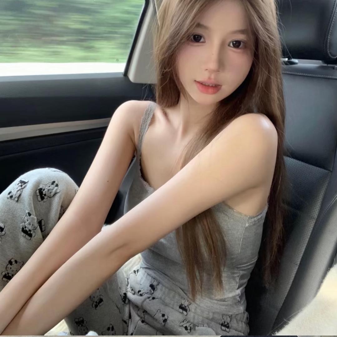 小勤.