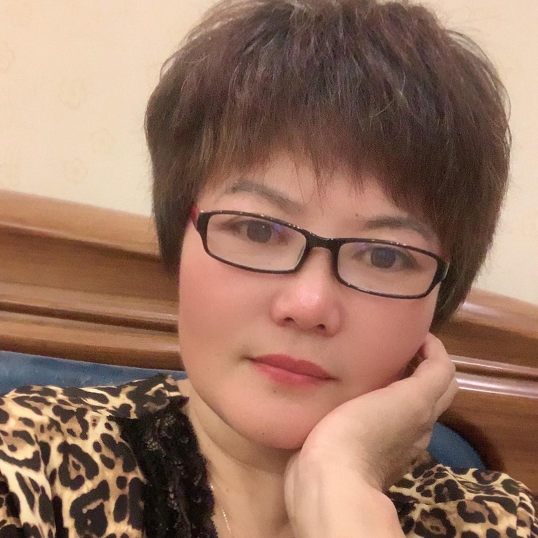 梅梓瑜
