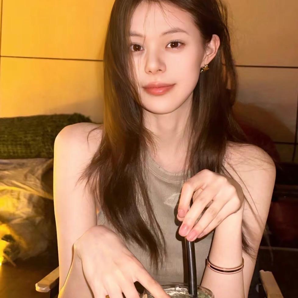 小蕊一米八