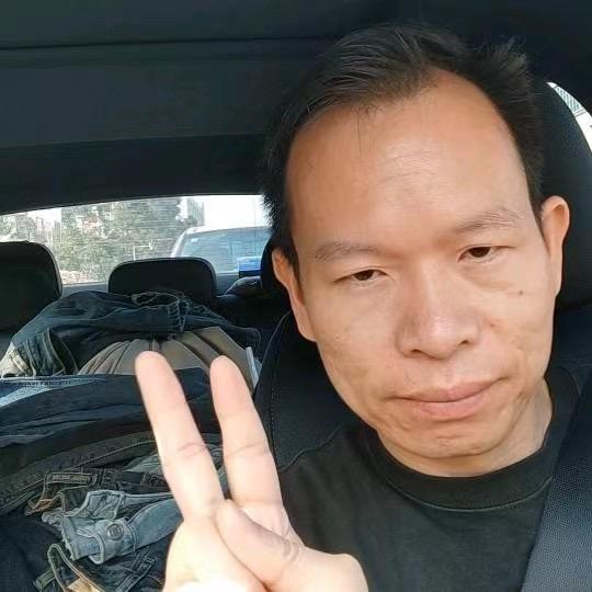 阿荣广州服装尾货买手