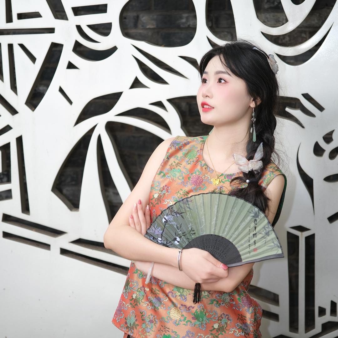 莲遇曦郑保真甄选丝绸