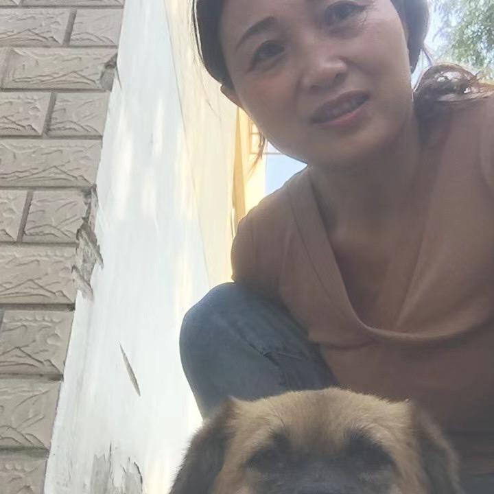 胡集（利郎）男装 王小萍