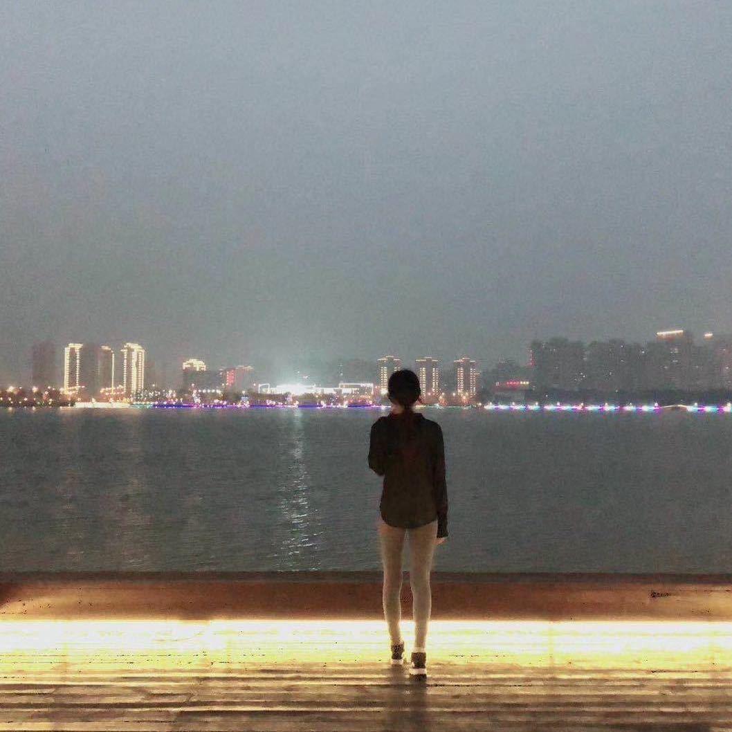 六合卖房小王