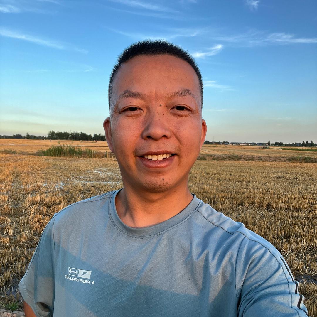 周明星