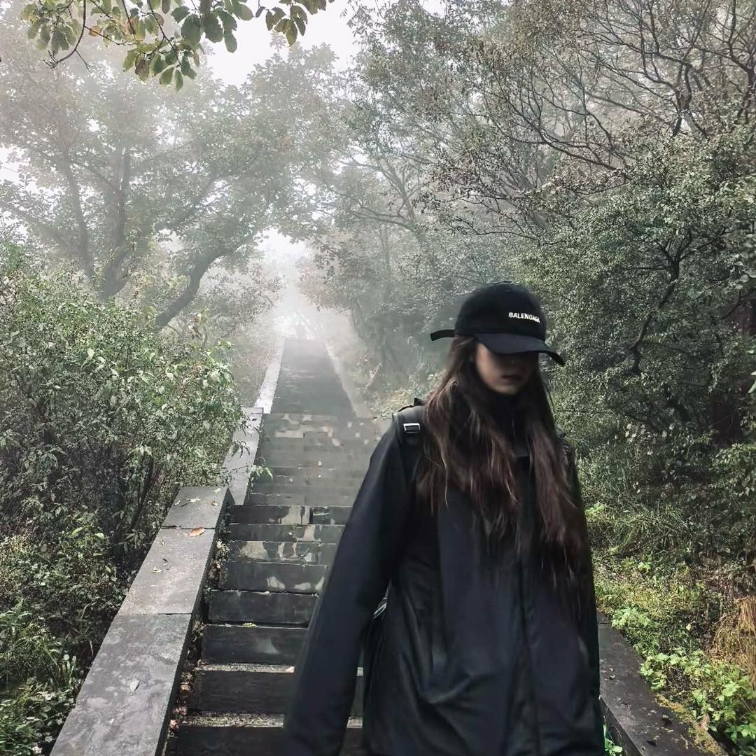 -Li晨晨晨.^