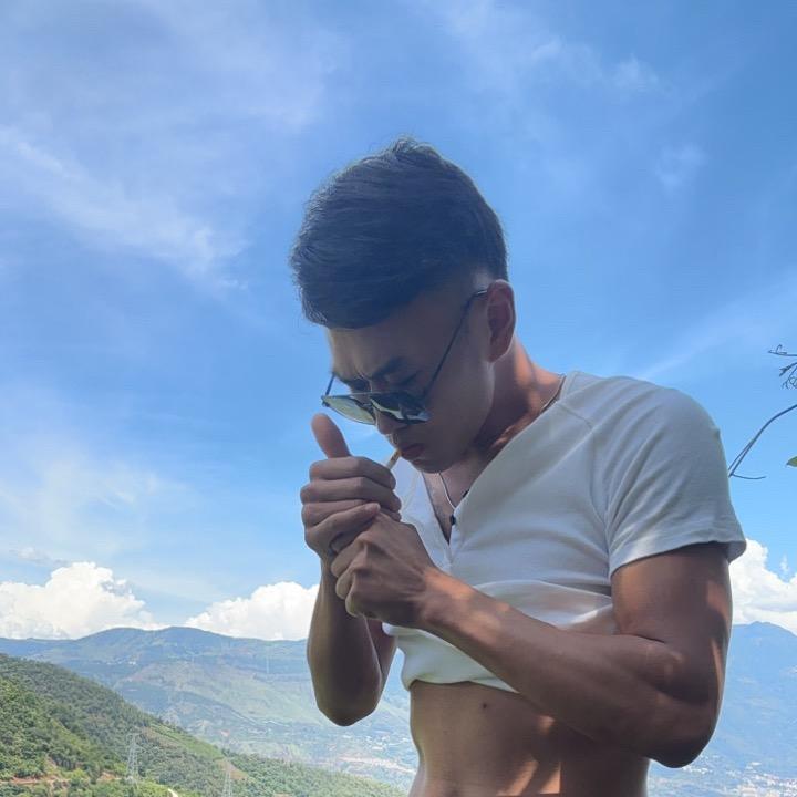 @不懂车的阿东