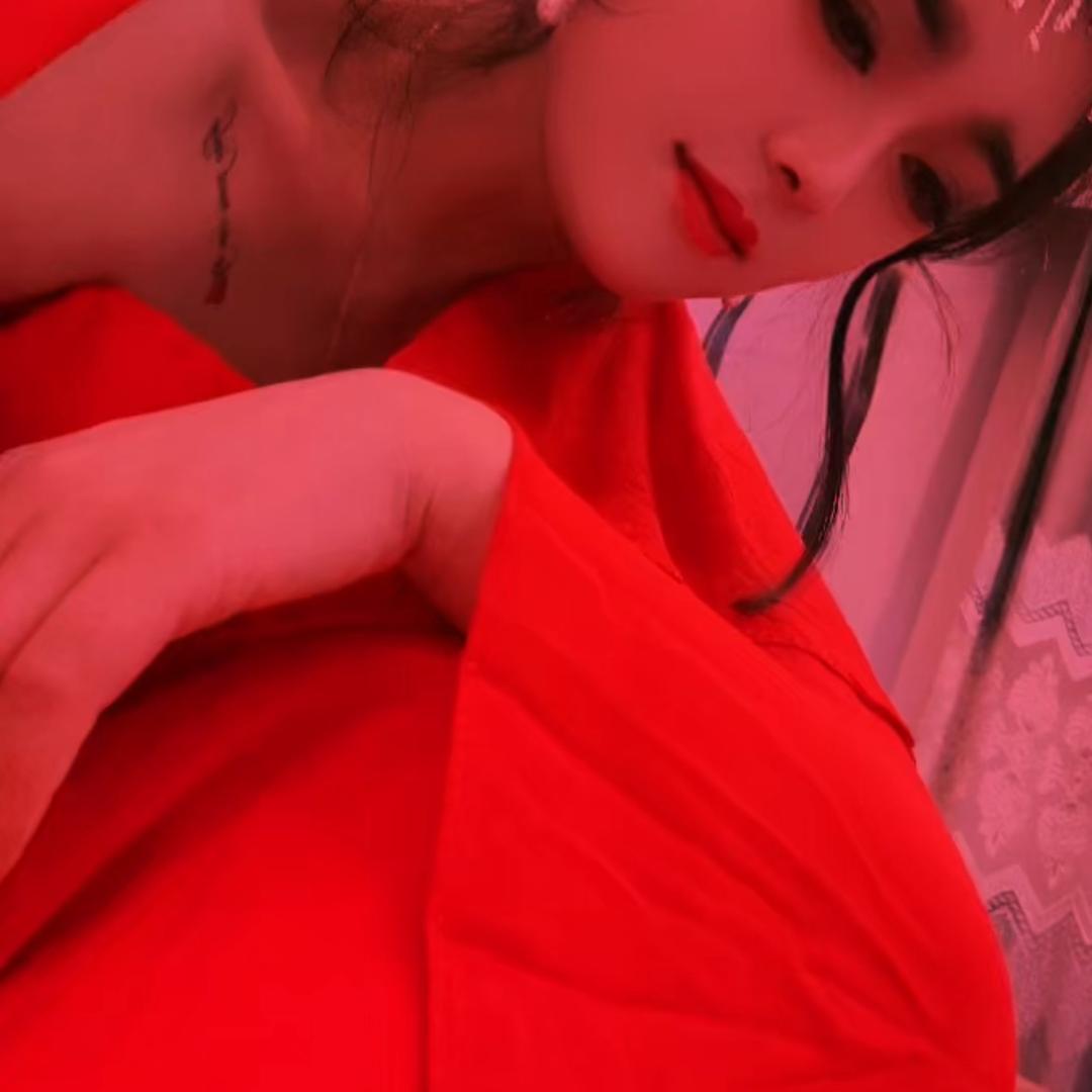 单身小妞