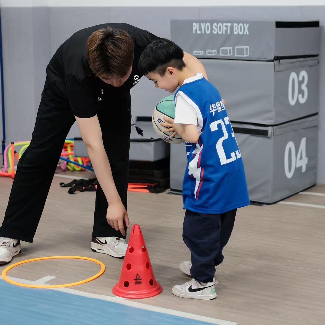 华篮星🏀李教练