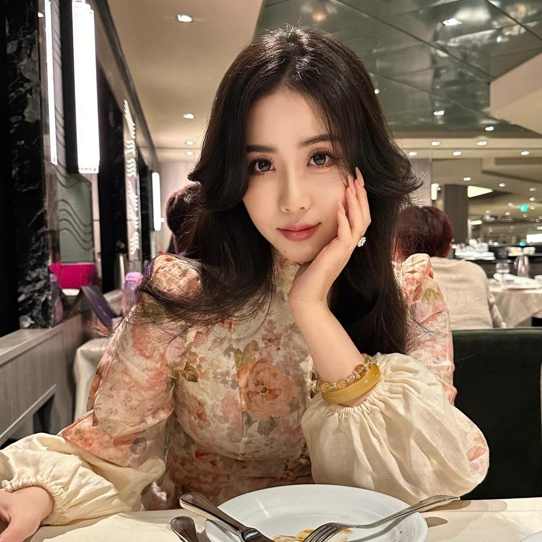 Mirabelle_纪美慧