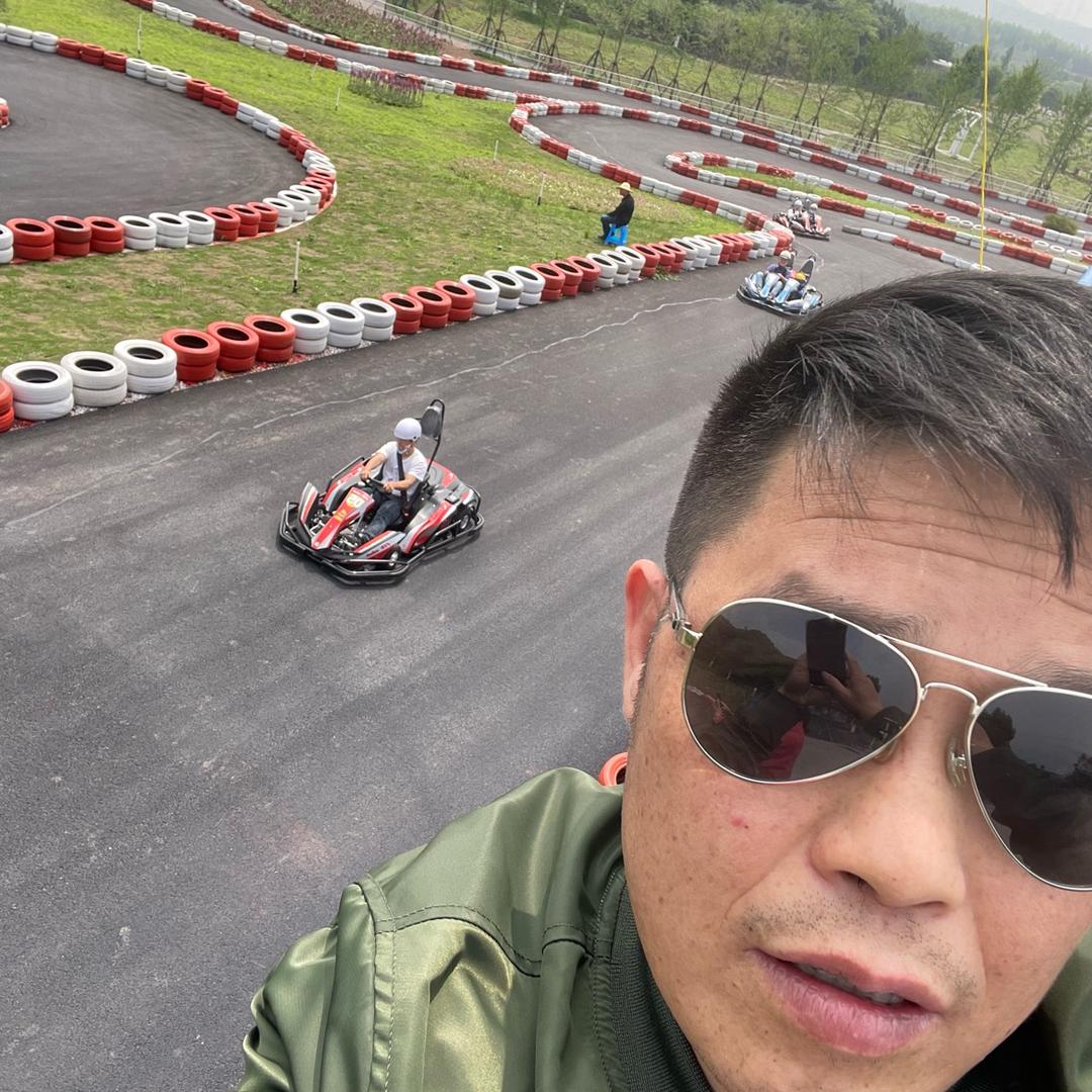 爱谁谁@