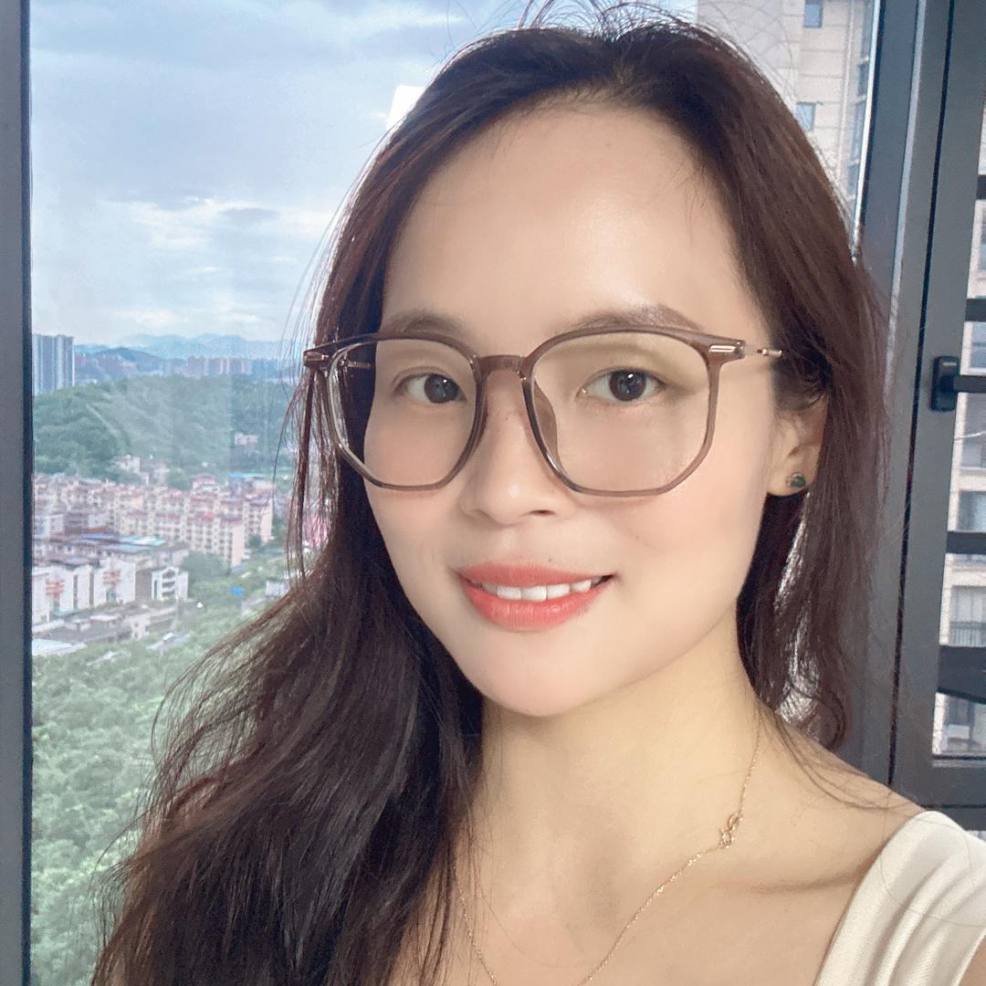 美娜子吖
