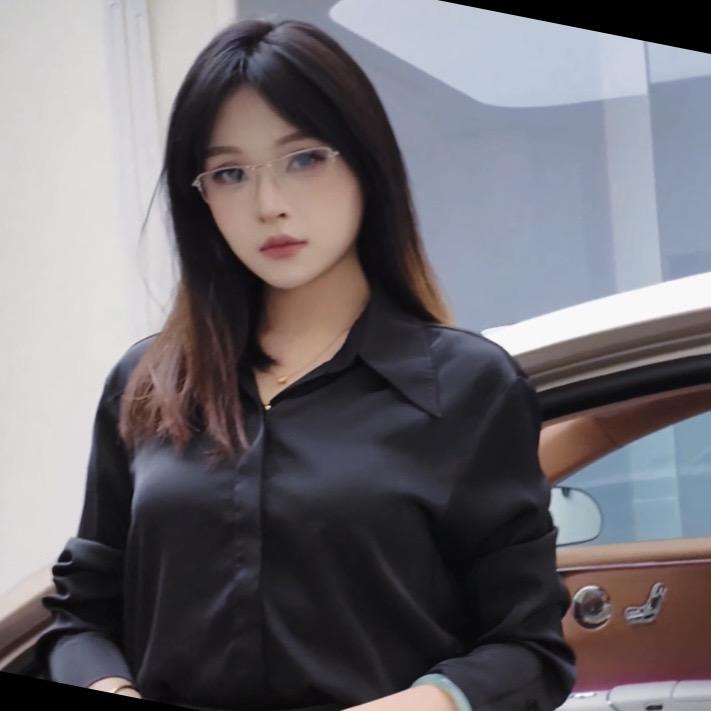 卖鸿蒙的小Y
