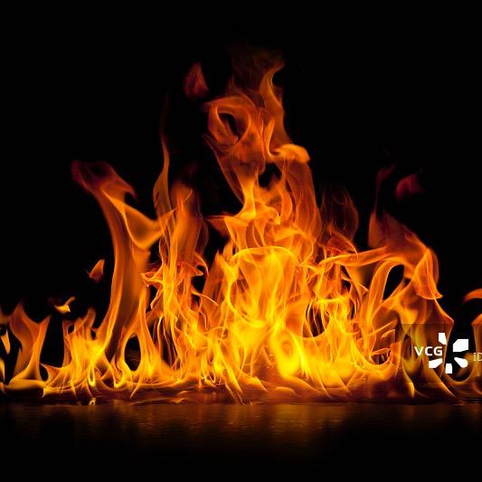 三个孩子一个妈