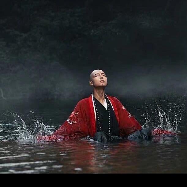逆倒尘光