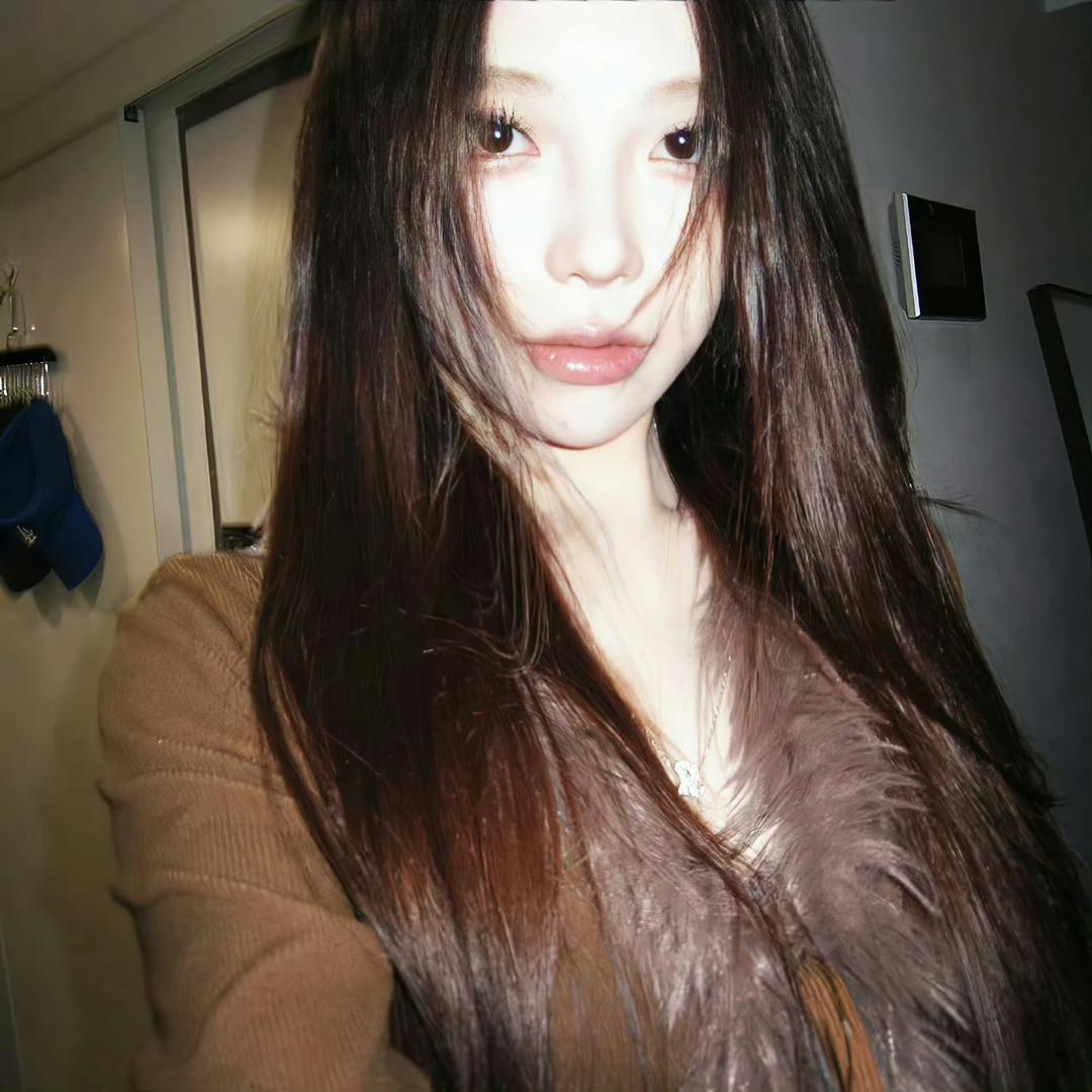 是铭铭.