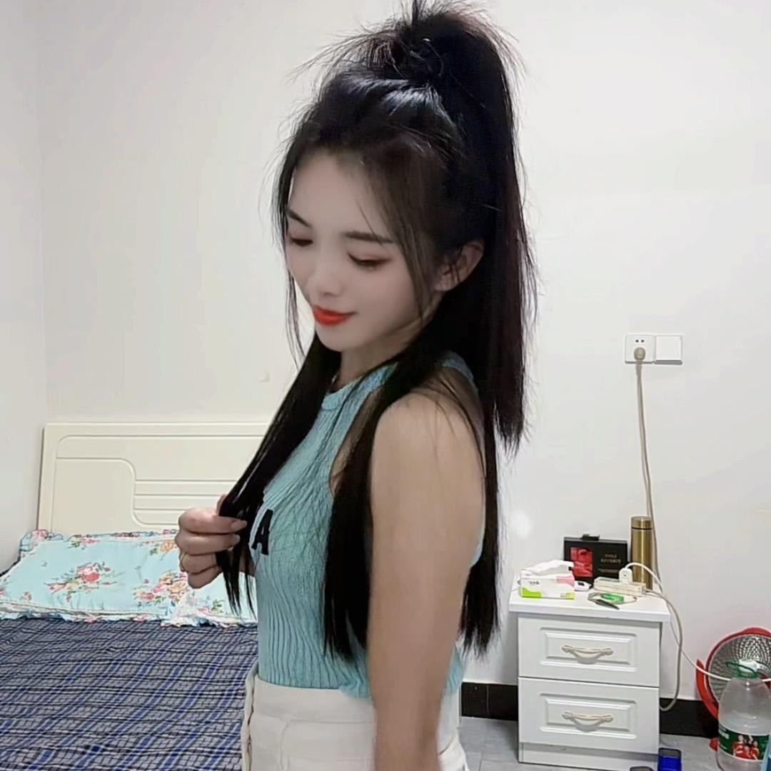 罗甸布依族杨菇娘