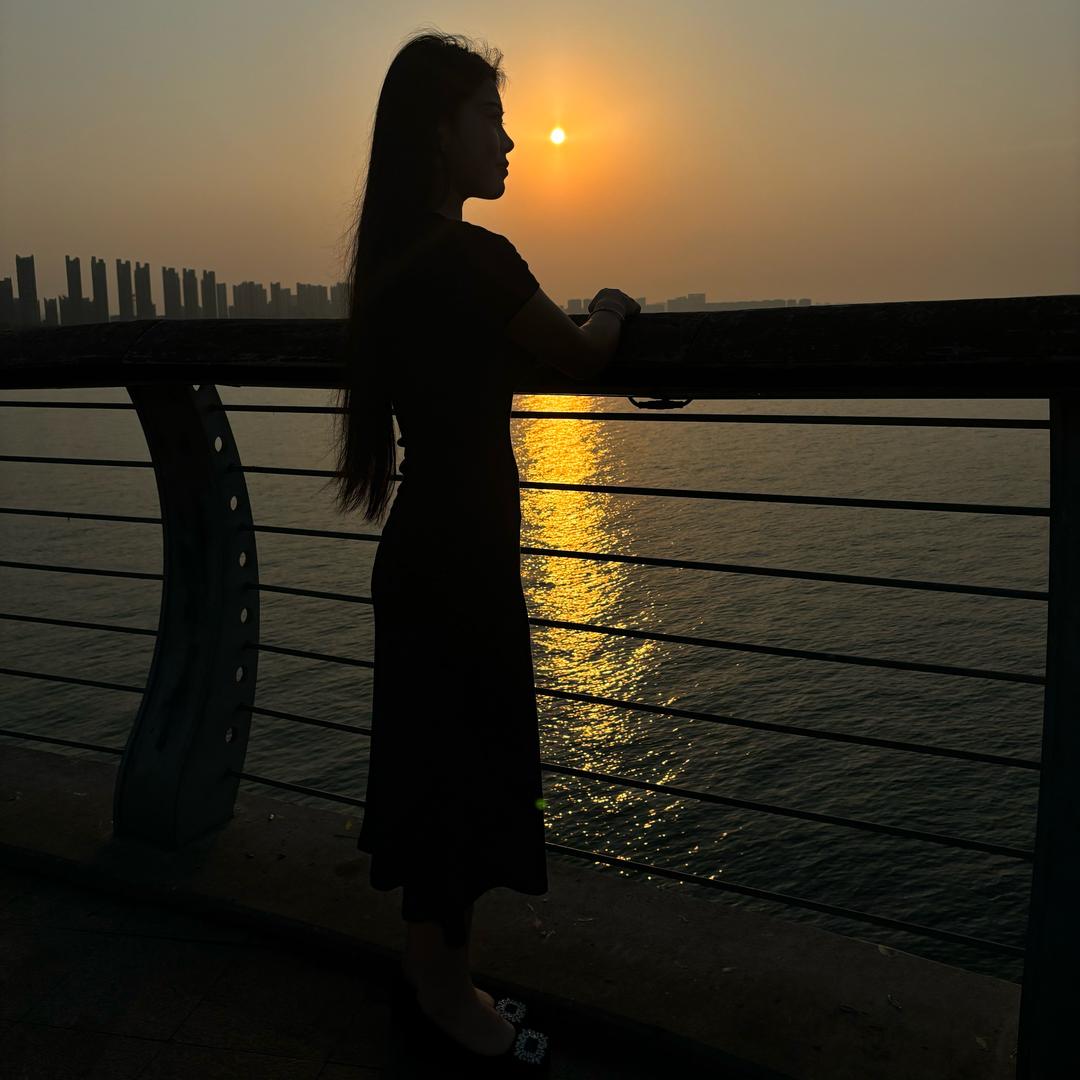 小淋子.