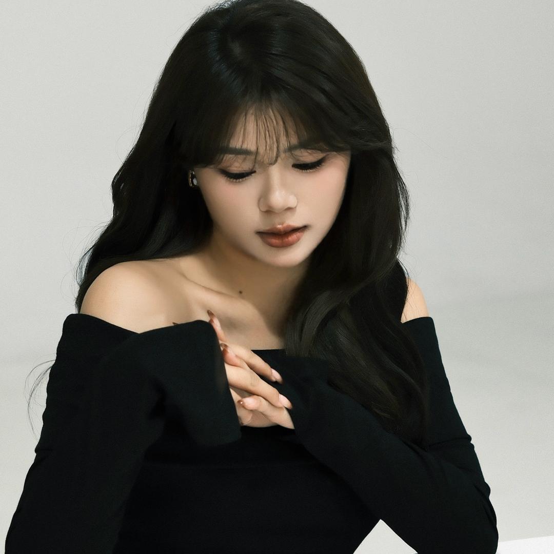 金华女发型师–晴子