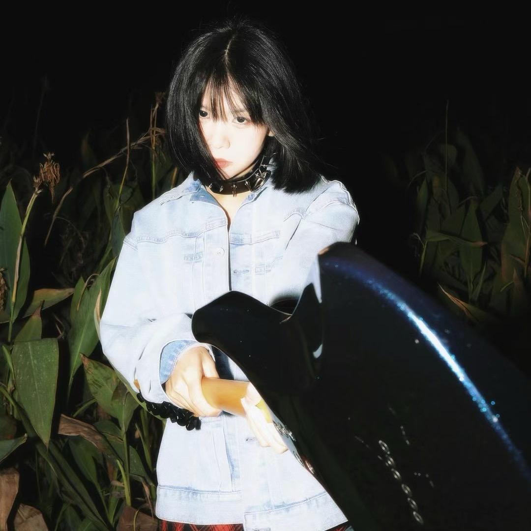 李淑彤今天拍照了吗📷