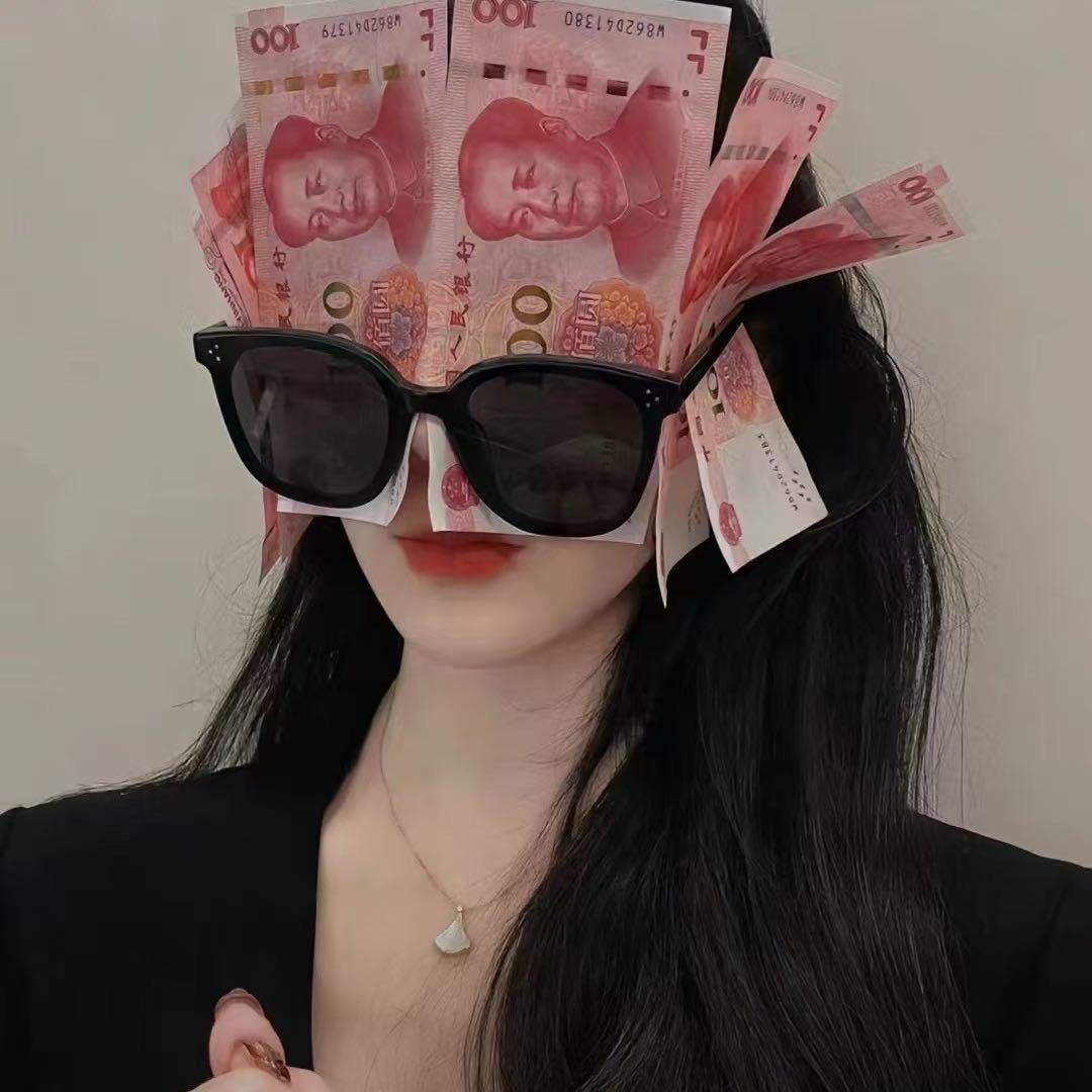 屈憨憨、