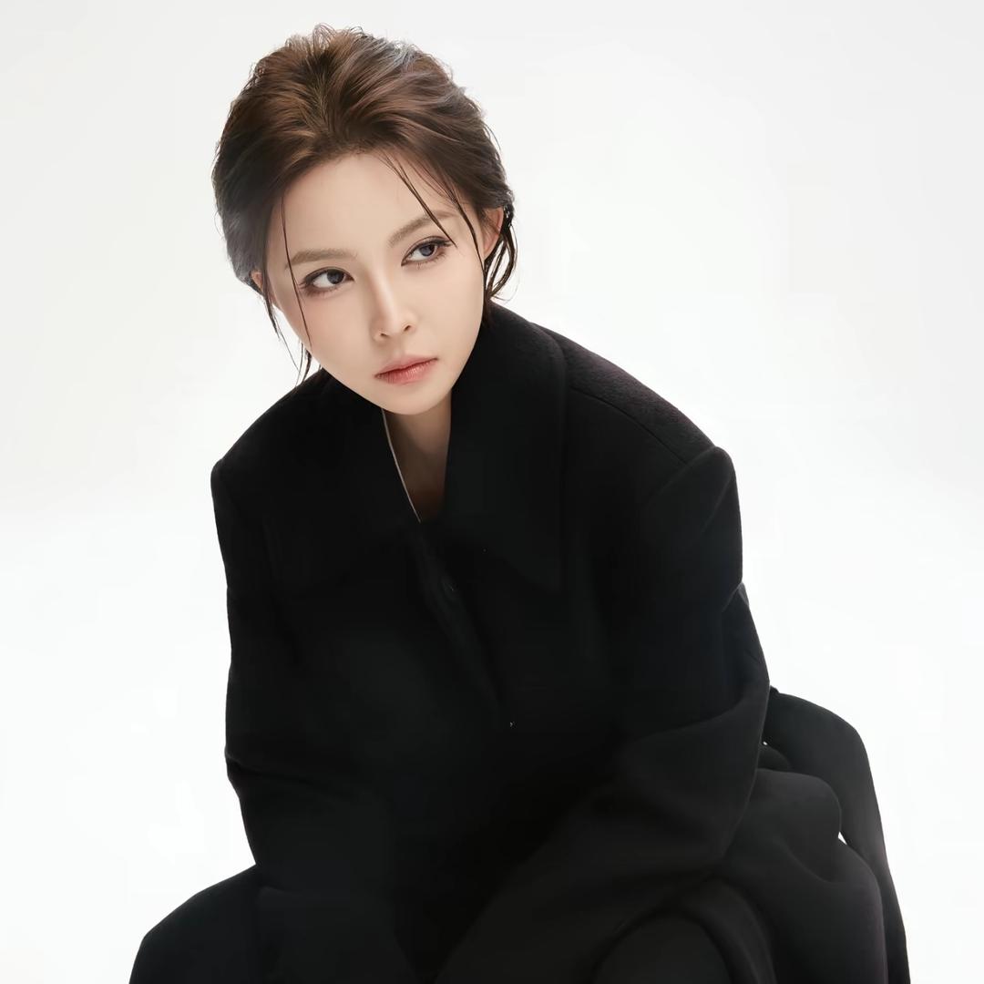 溶溶RONG RONG/ 轻奢穿搭分享