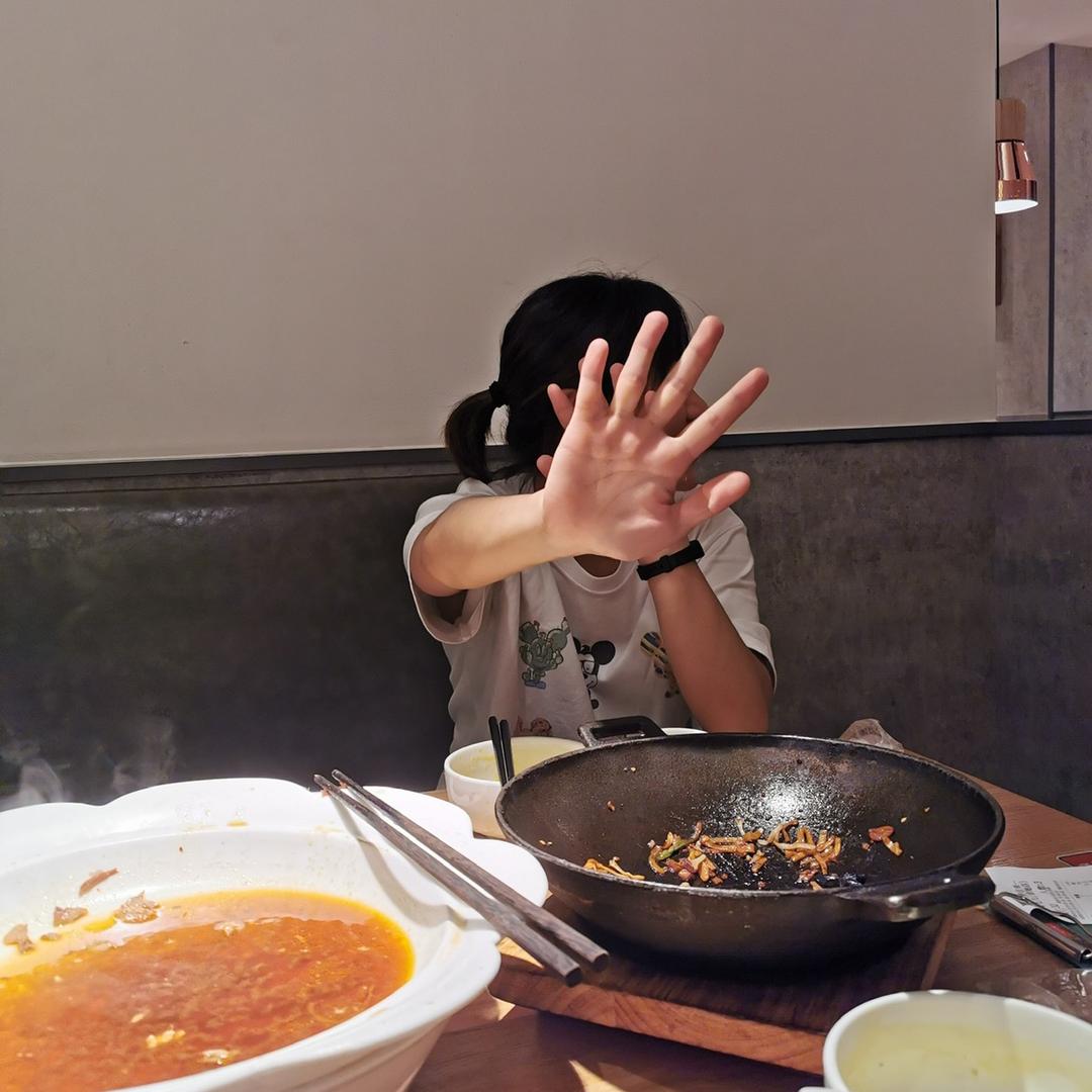 溢溢子超爱吃