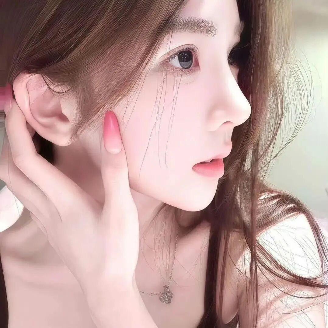 被牛爷爷cos性感猫娘吸引的壮壮妈