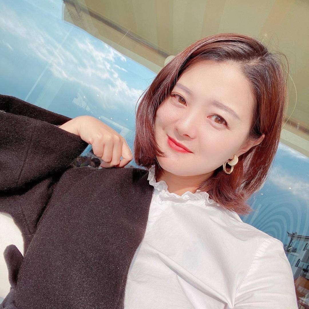 月月姐是做电商的