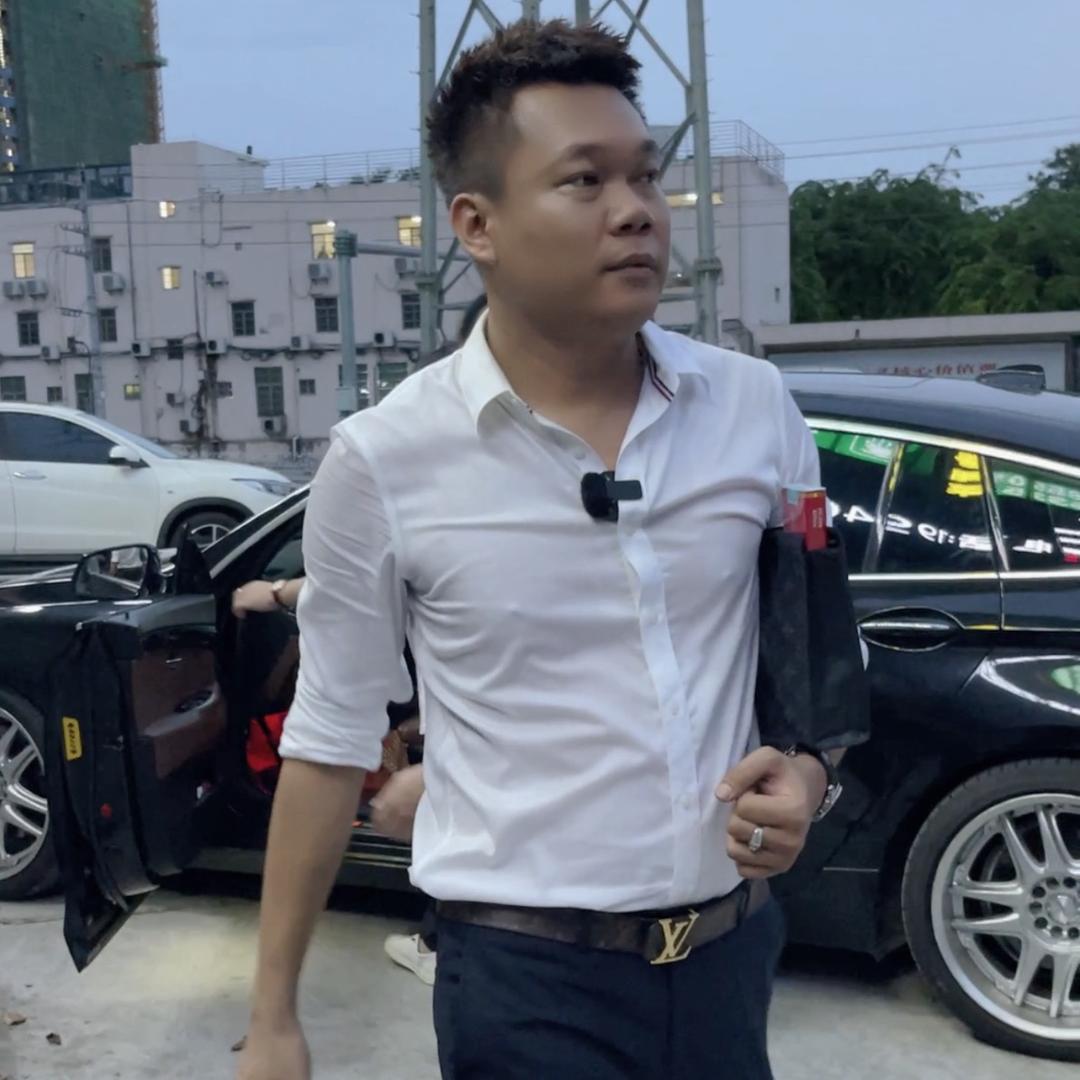 A海南龙哥秒车