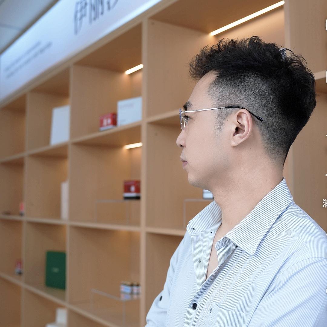 24124472415的头像