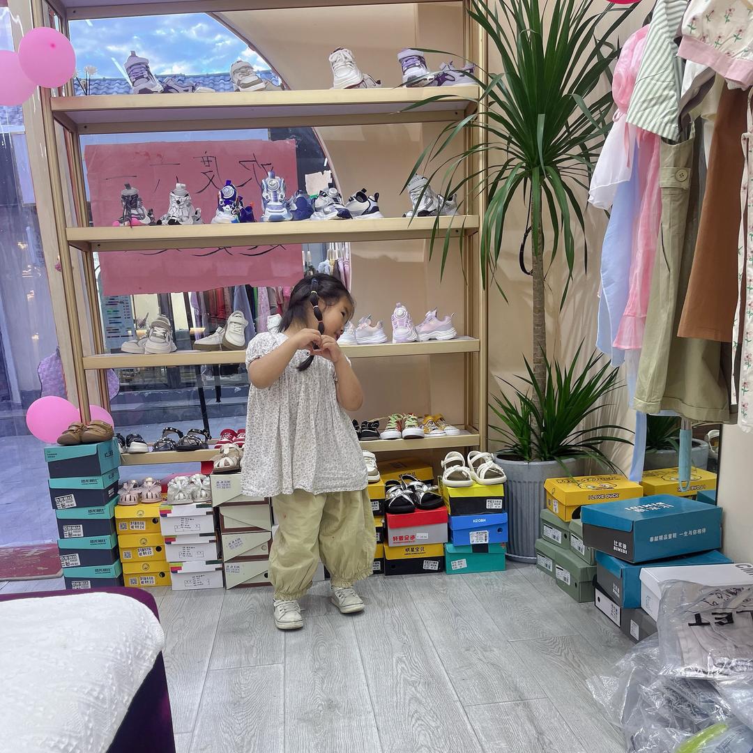 点点童品 果果妹妹