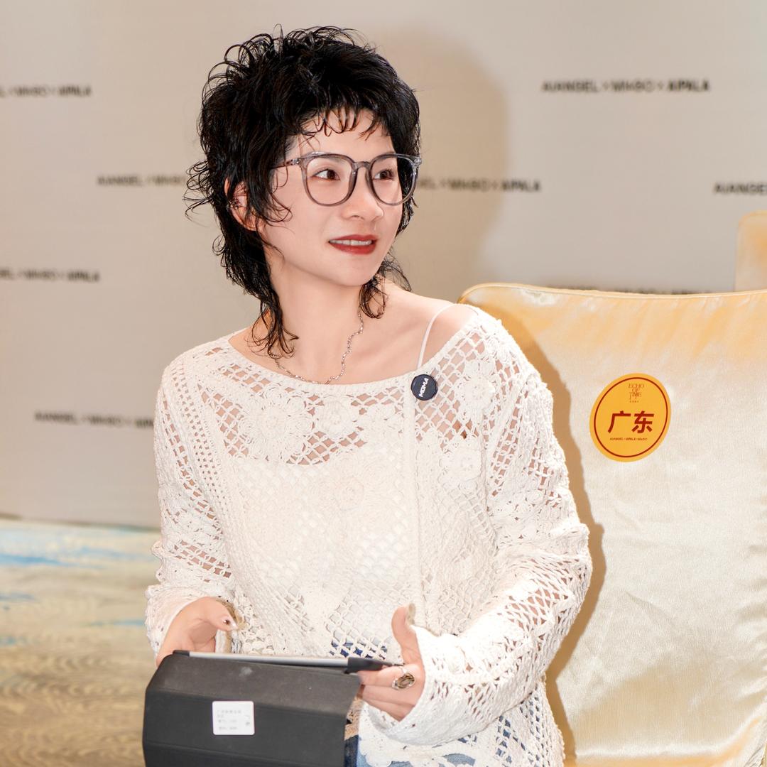 小小生活馆主理人-小小