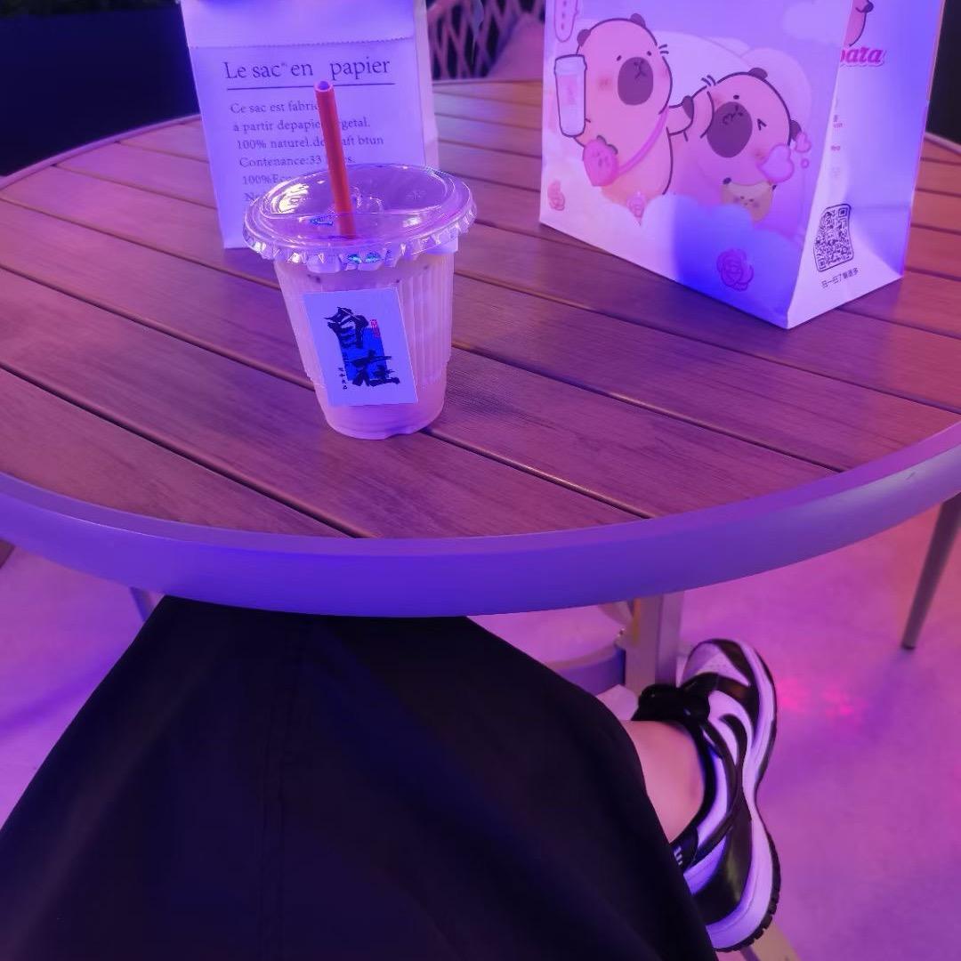 宝儿.