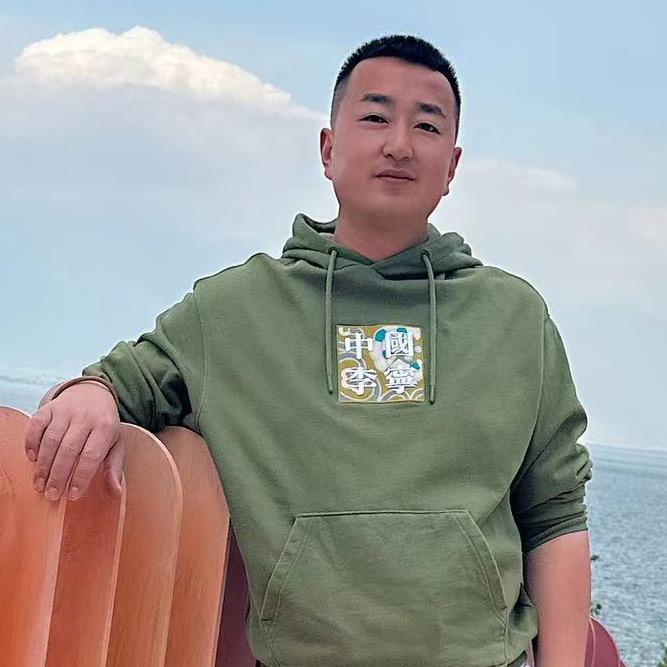 在天津开板面的小张