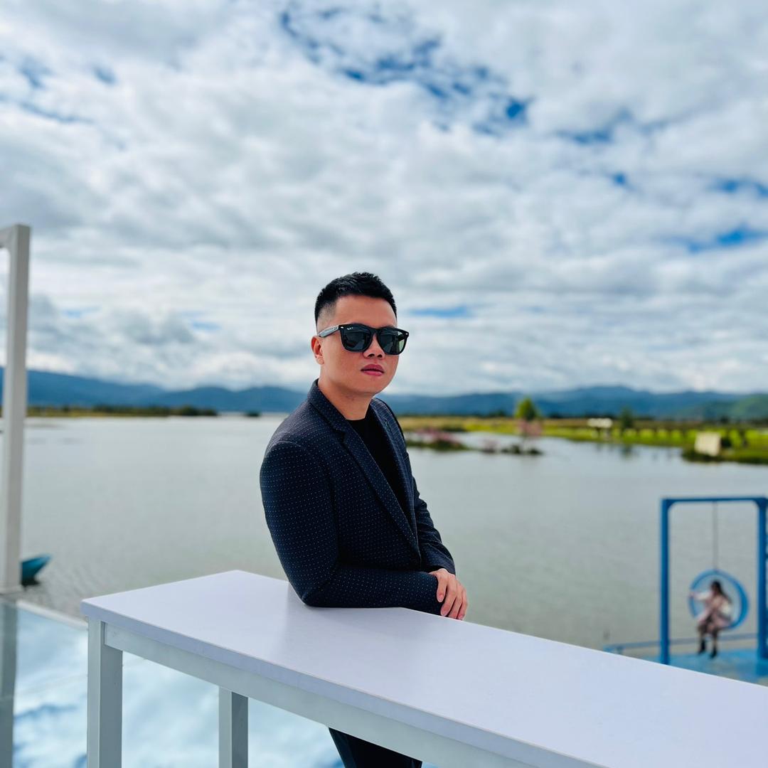 Simon 罗