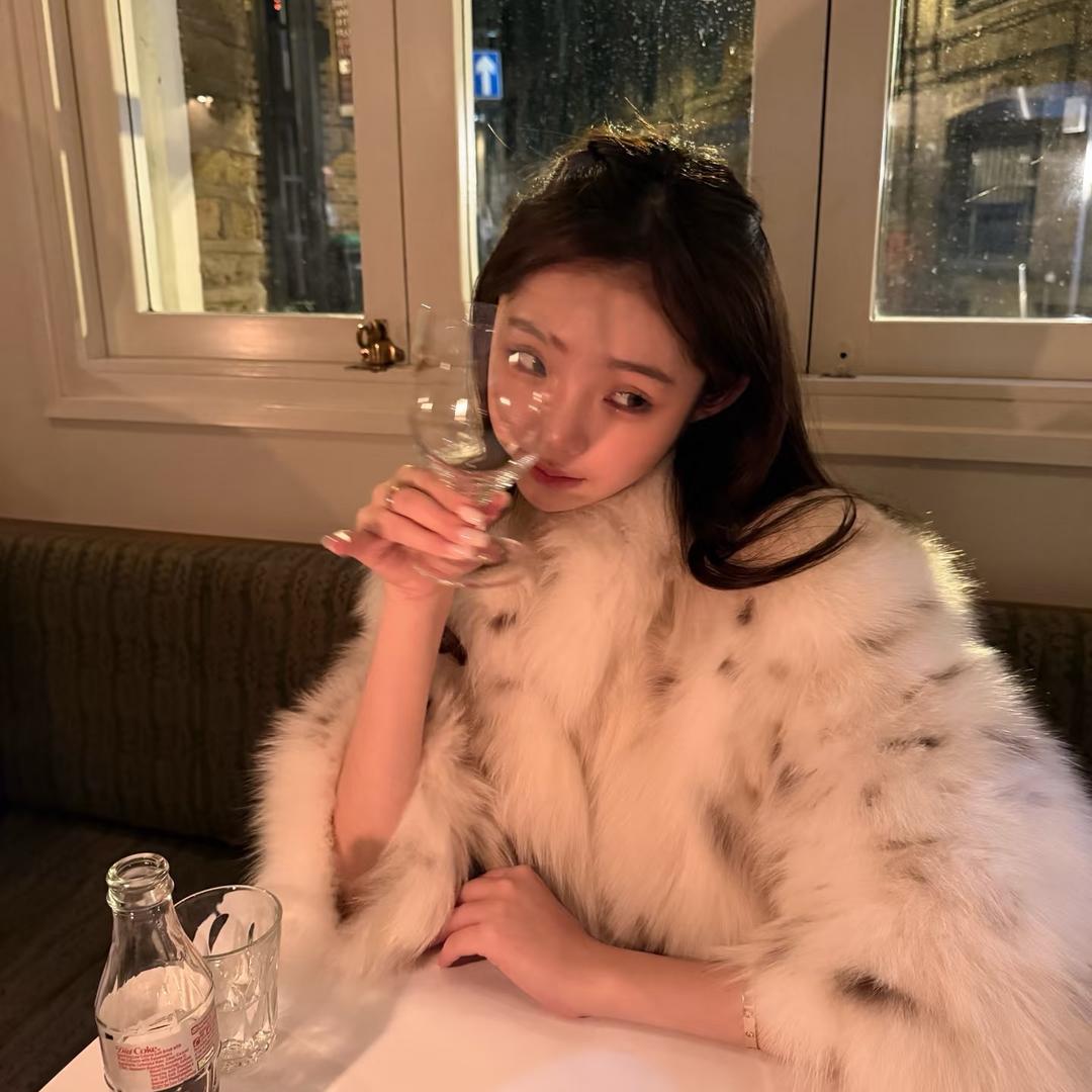 婉婉爱吃薯片🌙✨